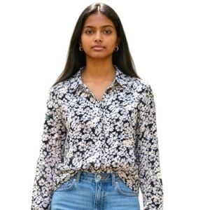 Elle Floral Blouse Women Size M Black Pink Long Sleeve NWT